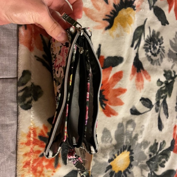 Purses/wallets - Picture 8 of 11